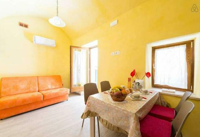 مبيت وإفطار Maisonrua