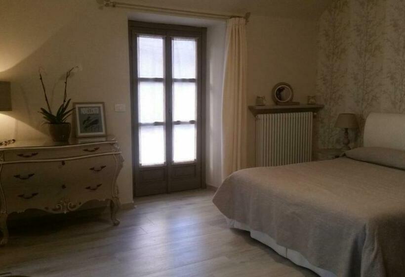 مبيت وإفطار Novecento Charming Room