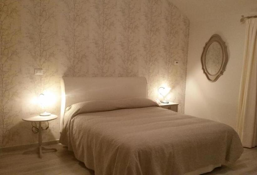 مبيت وإفطار Novecento Charming Room