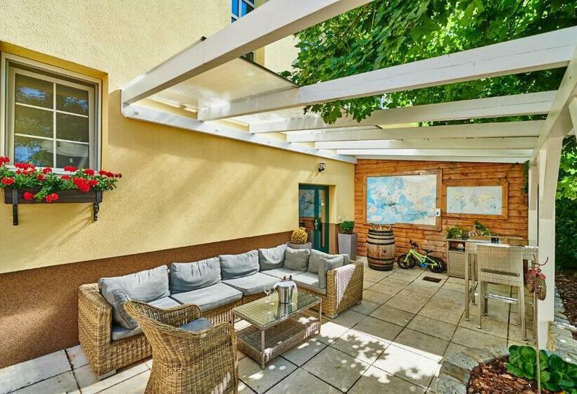 住宿加早餐  Pension Kral