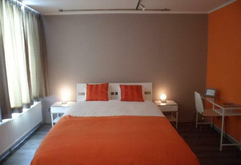 مبيت وإفطار Suite 11