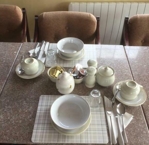 Bed and Breakfast Swan House