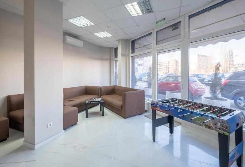 Blue Label Apart House