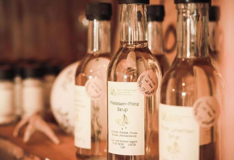 هتل Bauernhof Kure