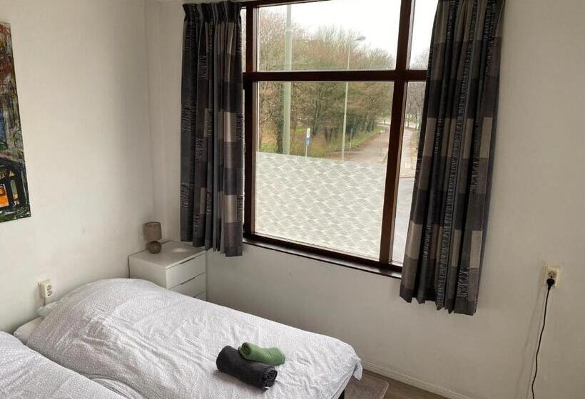 ホテル Cafe The Windmill