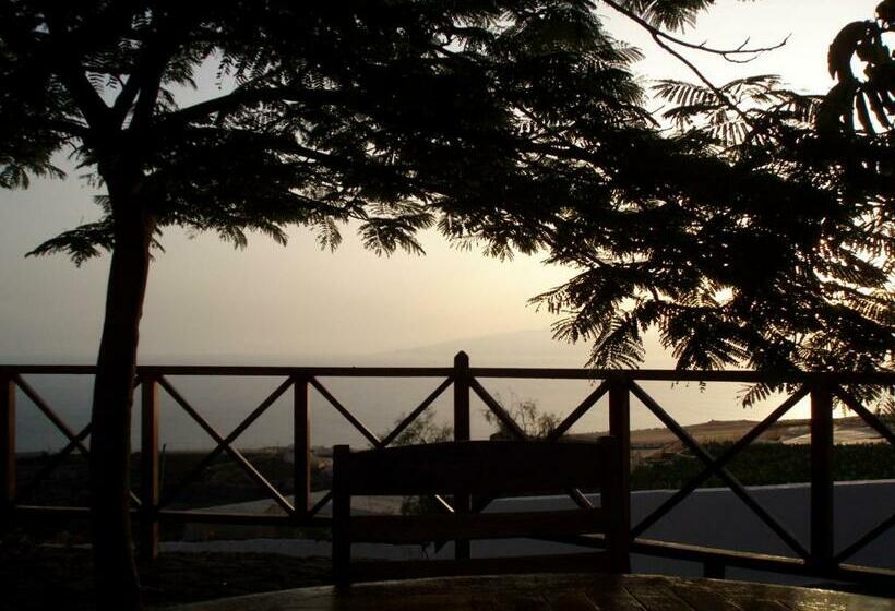 Отель Casa Rural Finca Las Dulces