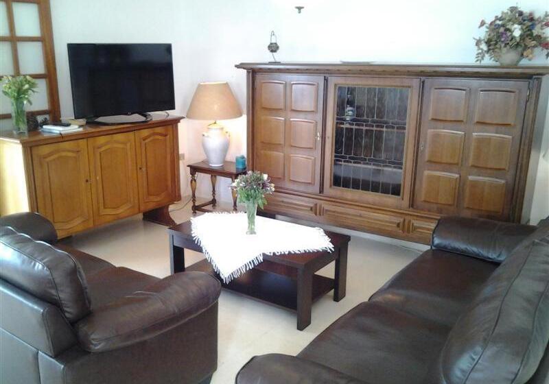 Отель Casa Rural Finca Las Dulces