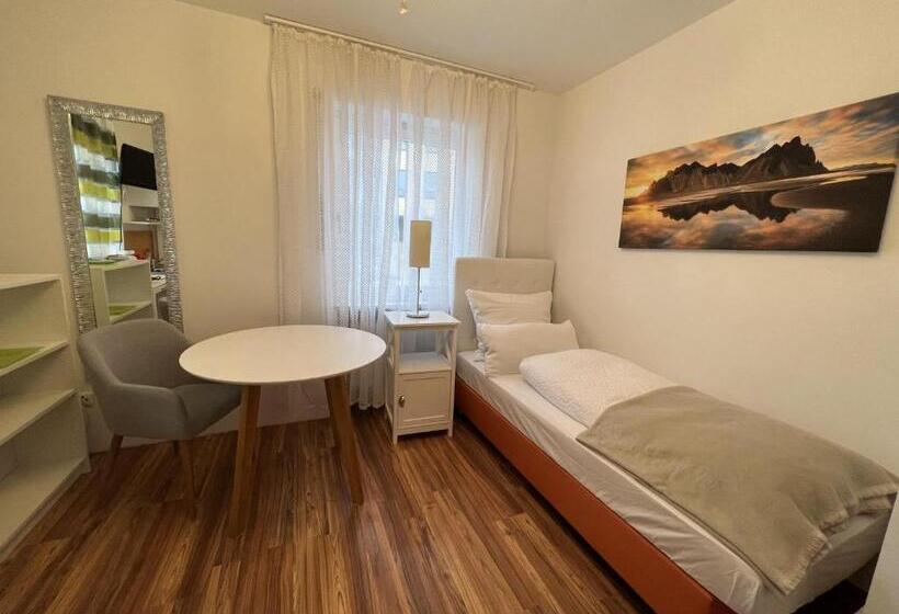 בית מלון כפרי Engelhof