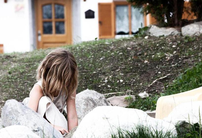 בית מלון כפרי Hölzlhof