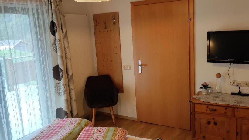 ホテル Pension Fürhapter Mit Bio  Bauernhof