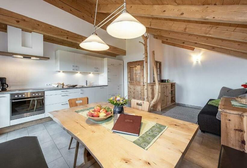 בית מלון כפרי Platzbon