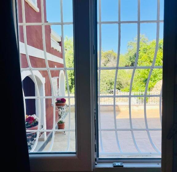 هتل The Red Farm Relais & Spa