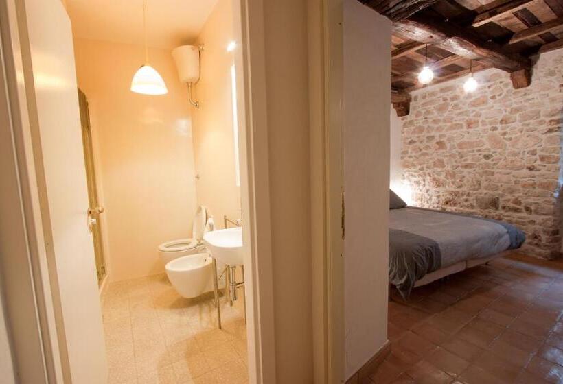 Lelive Bed And Breakfast