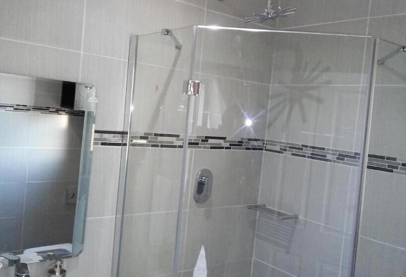 Lucolo Palace B&b   Mthatha