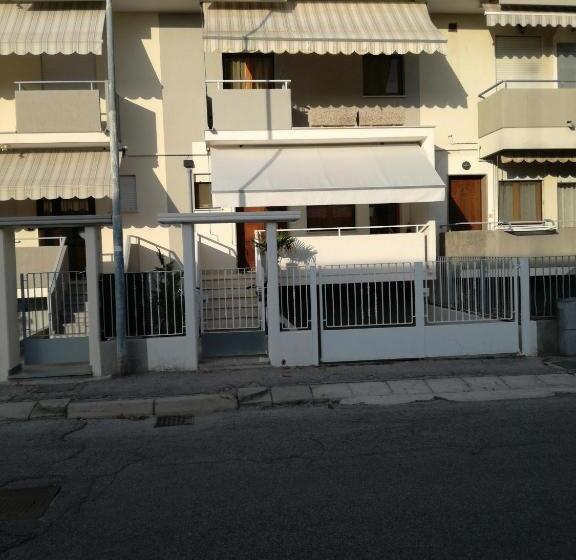 ペンション B&b Verrazzano Affittacamere