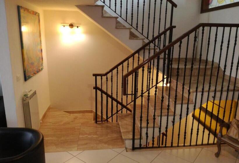 ペンション B&b Verrazzano Affittacamere