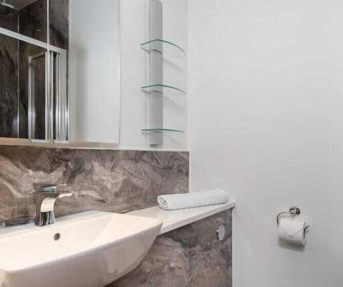 بنسيون Brooklands Guest House