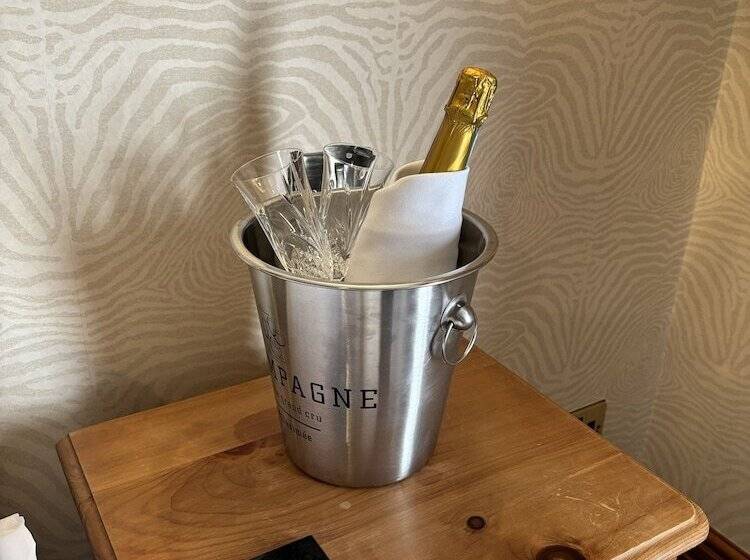 펜션 Brooklands Guest House