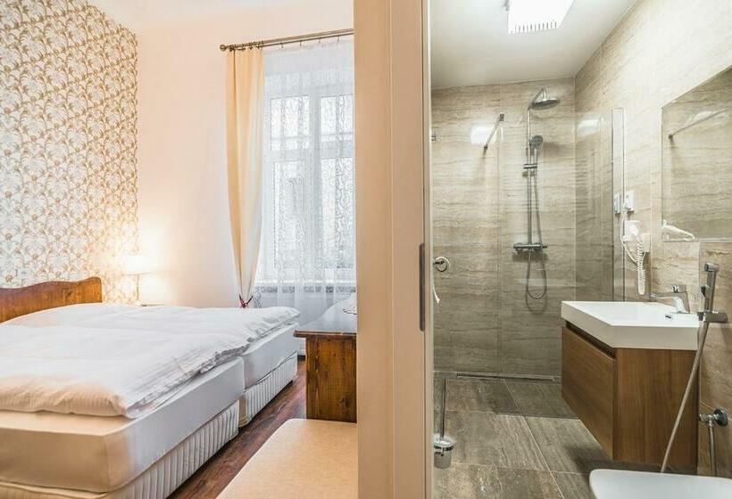 بنسيون Centercity Apartments