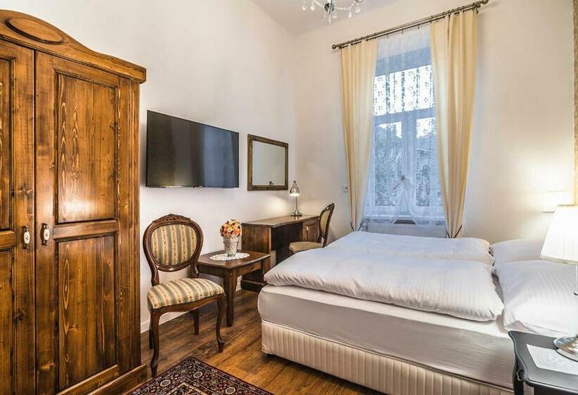 بنسيون Centercity Apartments