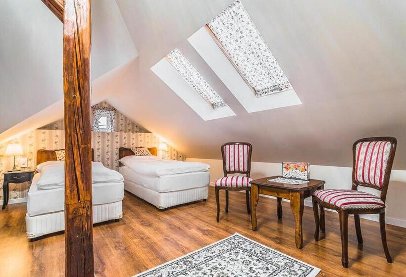 بنسيون Centercity Apartments