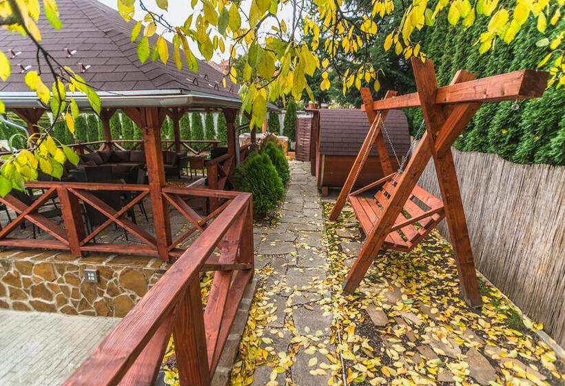 بنسيون Centercity Apartments