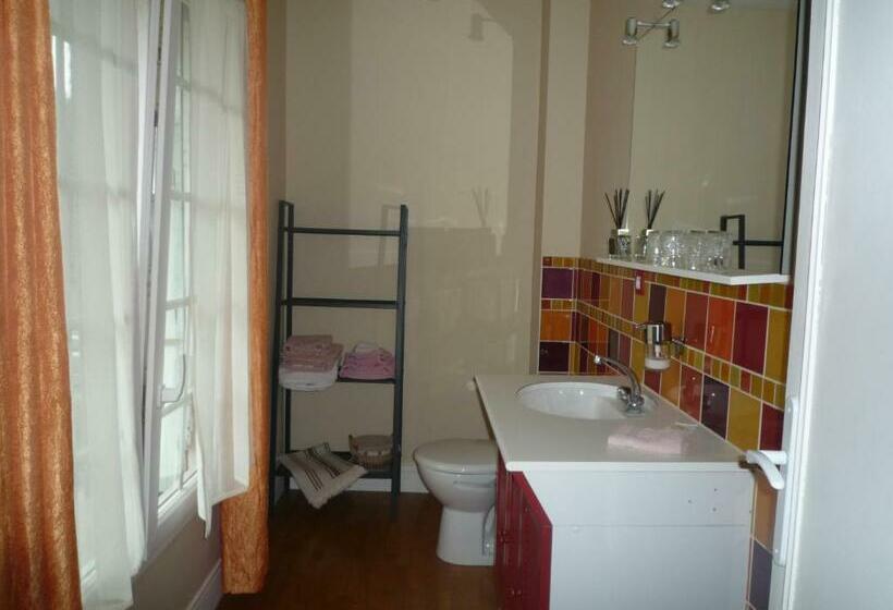 بنسيون Ferme De Launay