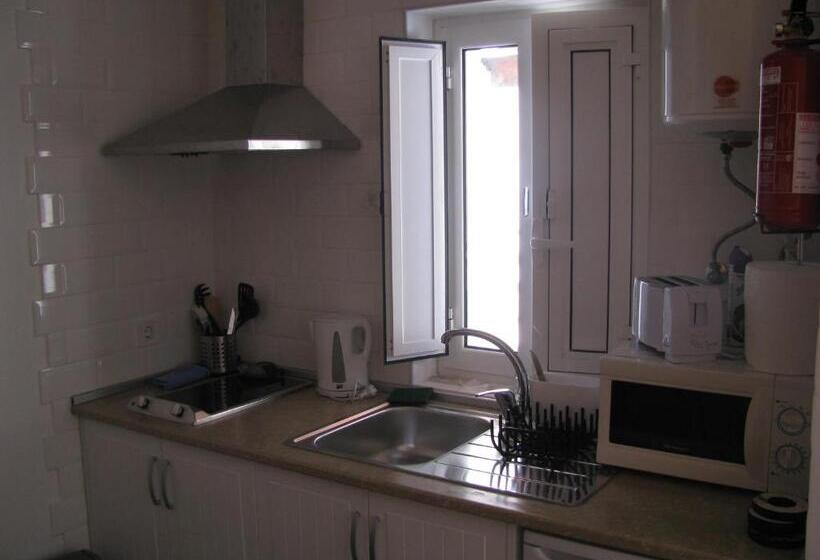 ペンション Galega Guest House