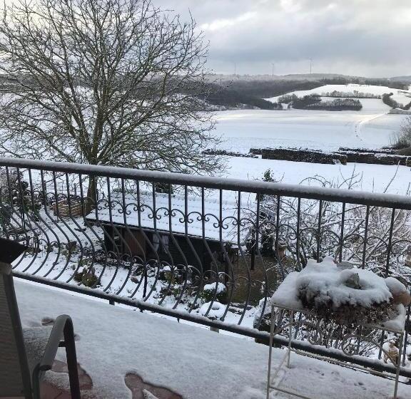 פנסיון Haus Buena Vista