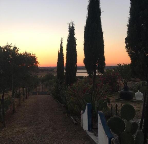 펜션 Herdade Do Charito