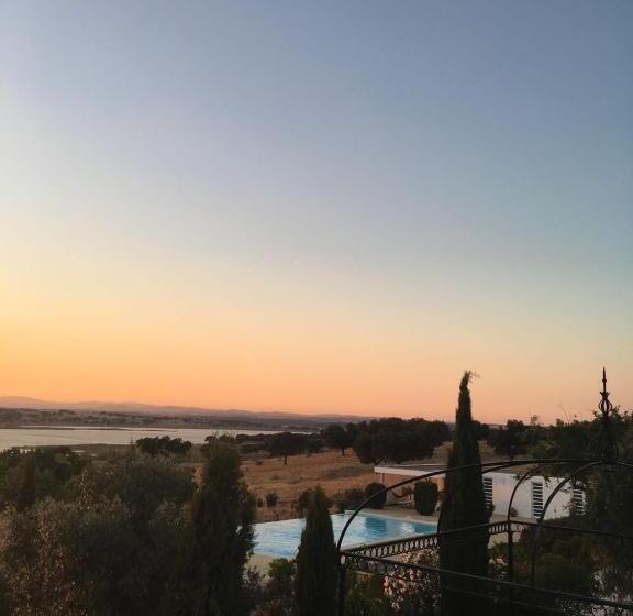 펜션 Herdade Do Charito