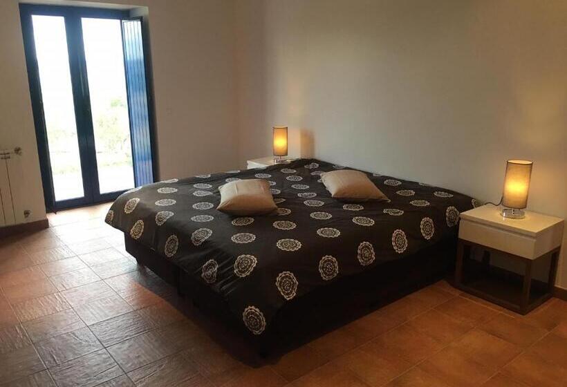 펜션 Herdade Do Charito