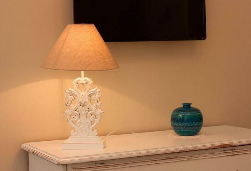 פנסיון Il Punto A Maglie