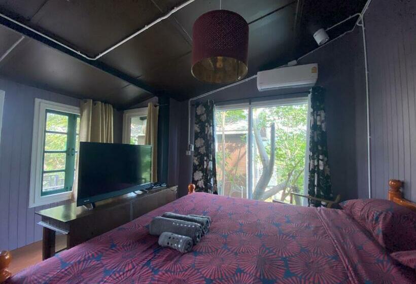 بنسيون Jung Ja Hut