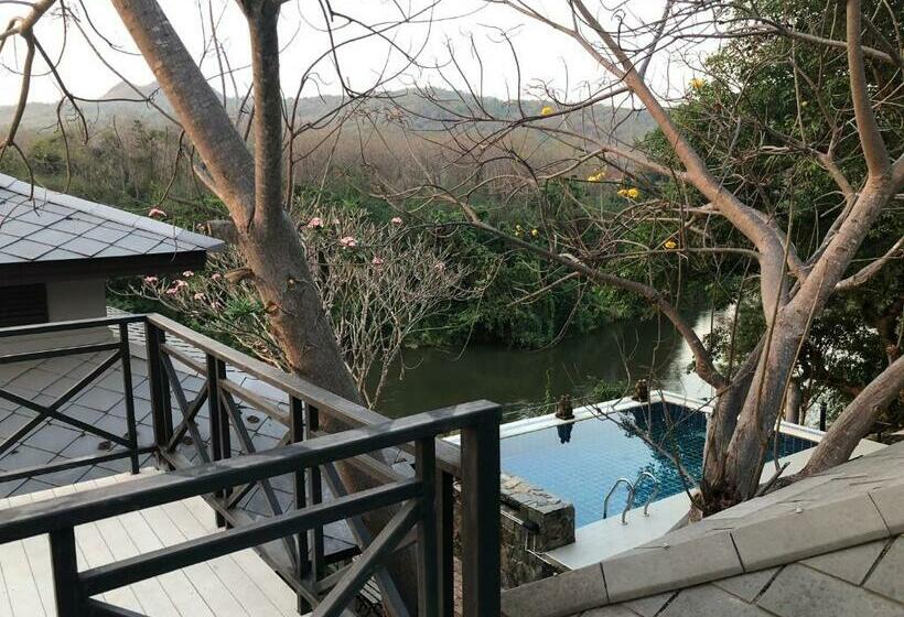 بنسيون Jung Ja Hut