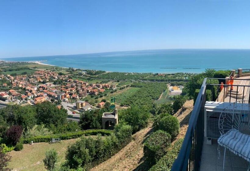 بنسيون La Casa Di Torre Di Palme