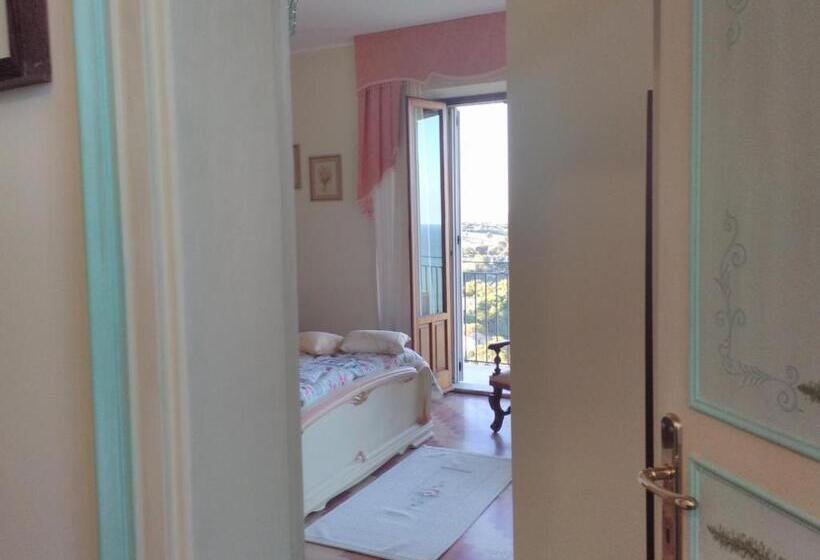 بنسيون La Casa Di Torre Di Palme