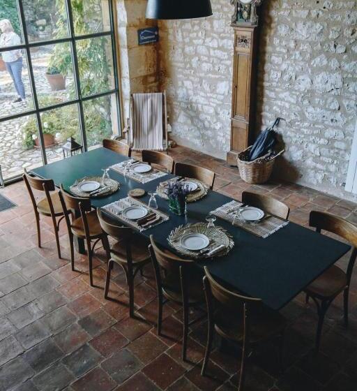 Пансион La Cle D Escamps