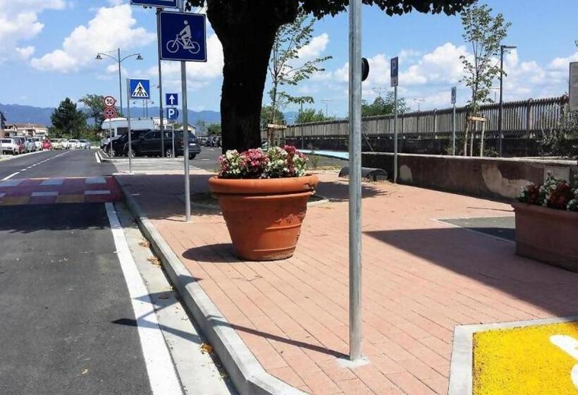 פנסיון La Stazione Per Dormire Guest House