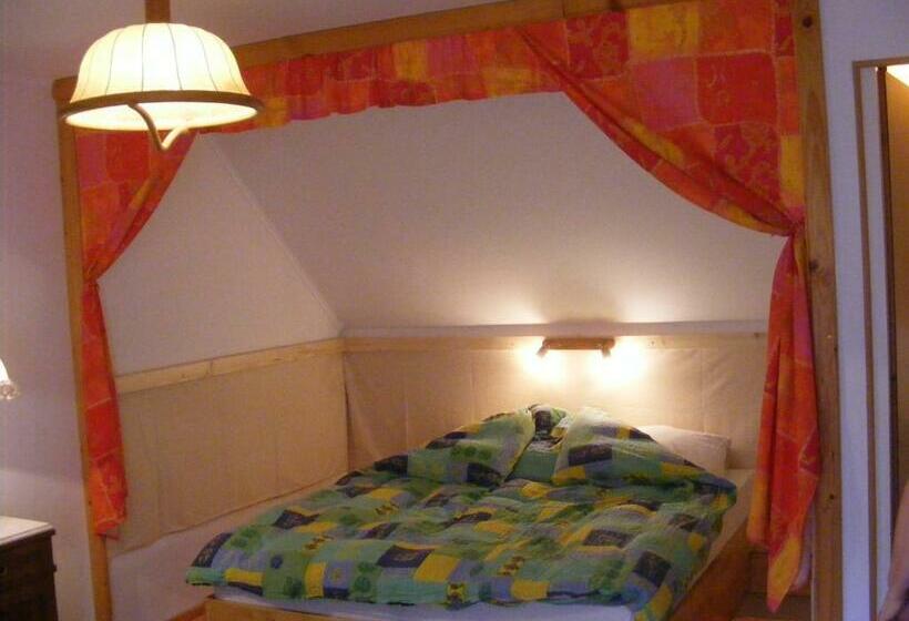 ペンション Mackólak Vendégház és ökoporta