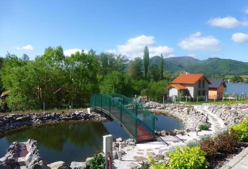 펜션 Penzión Koruna