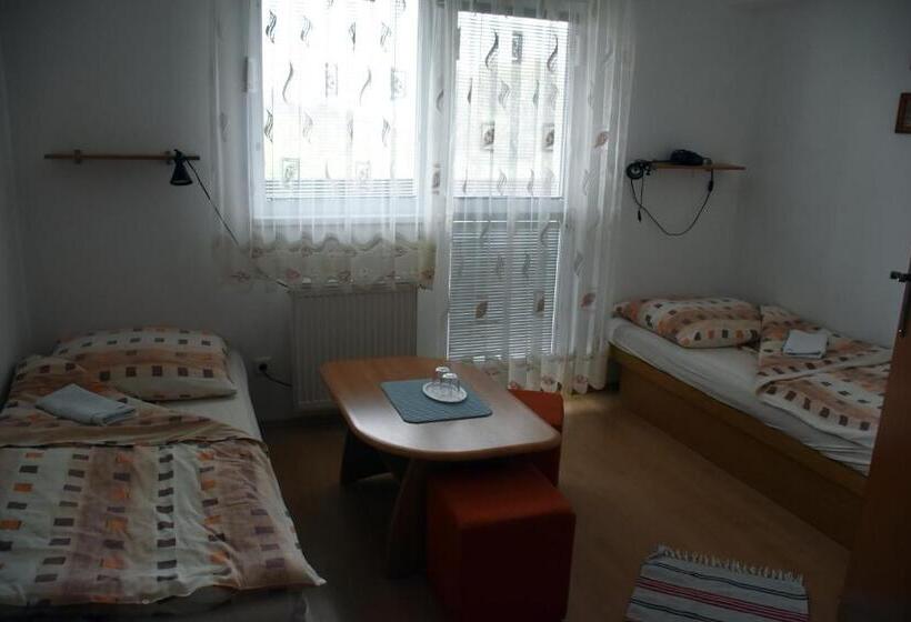 펜션 Penzión Koruna