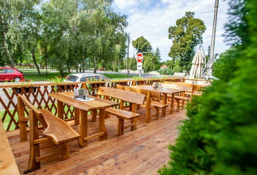 Пансион Penzión Tücsök