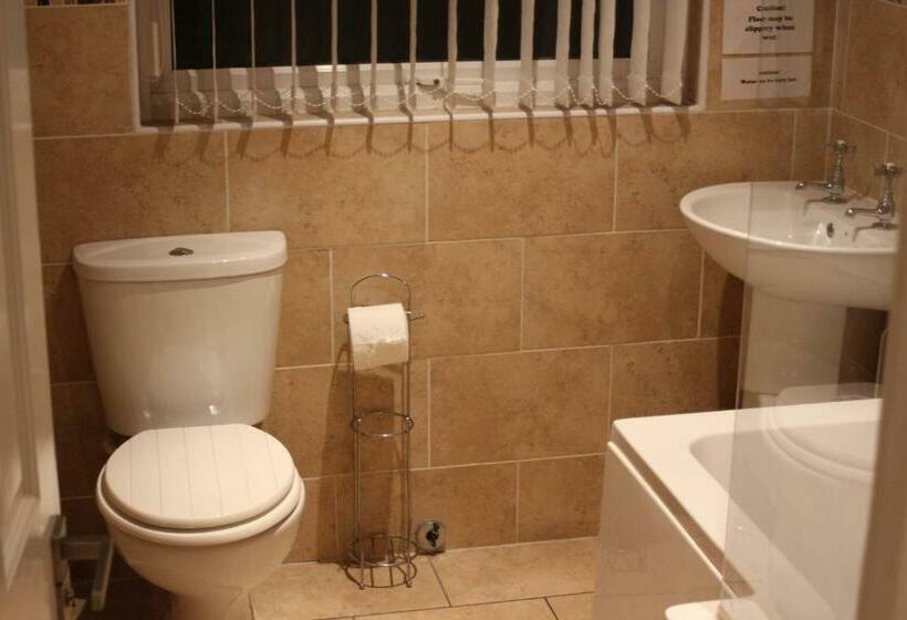 Пансион Seaview Cottage