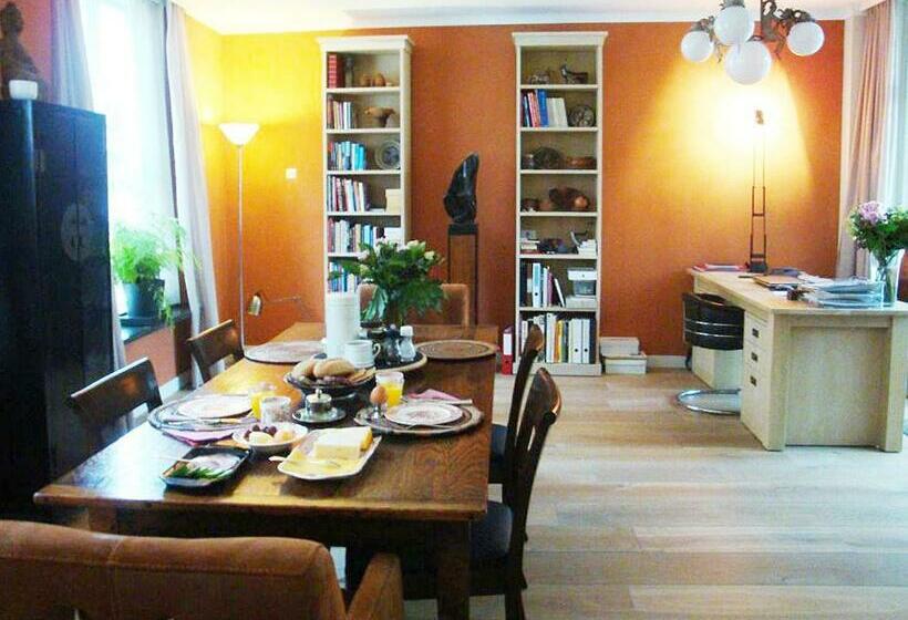 مبيت وإفطار Abeelboom B And B