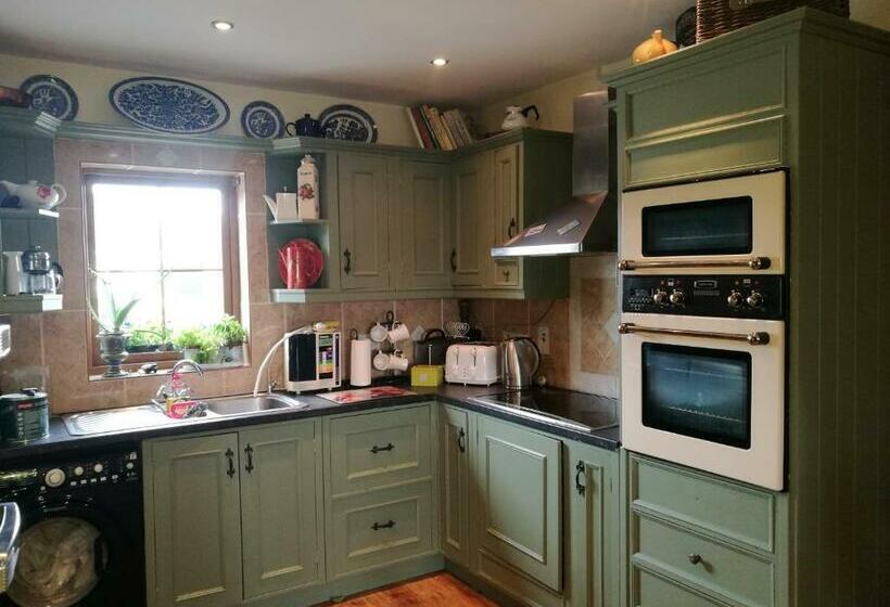 צימר Assaroe House