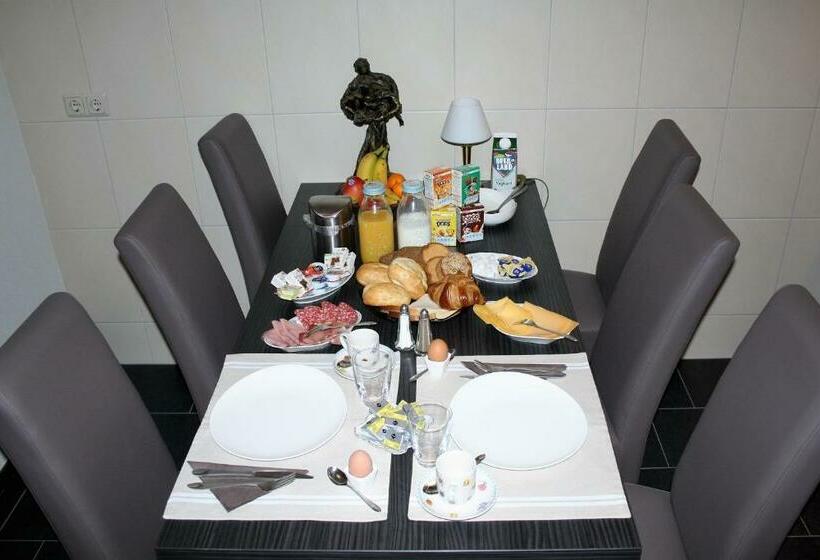 צימר Bed&breakfast De Hooimoat