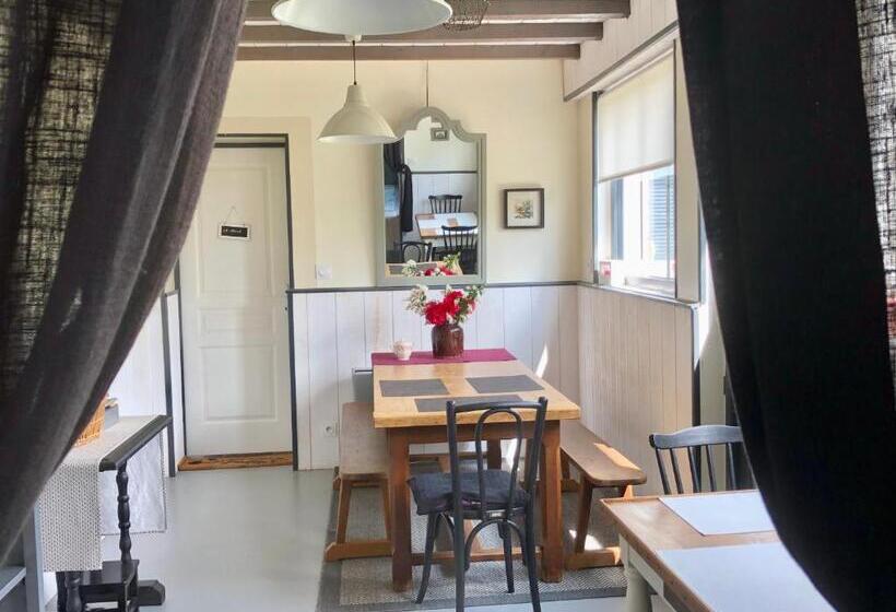 Bed and Breakfast Le Grenier Du Jardin