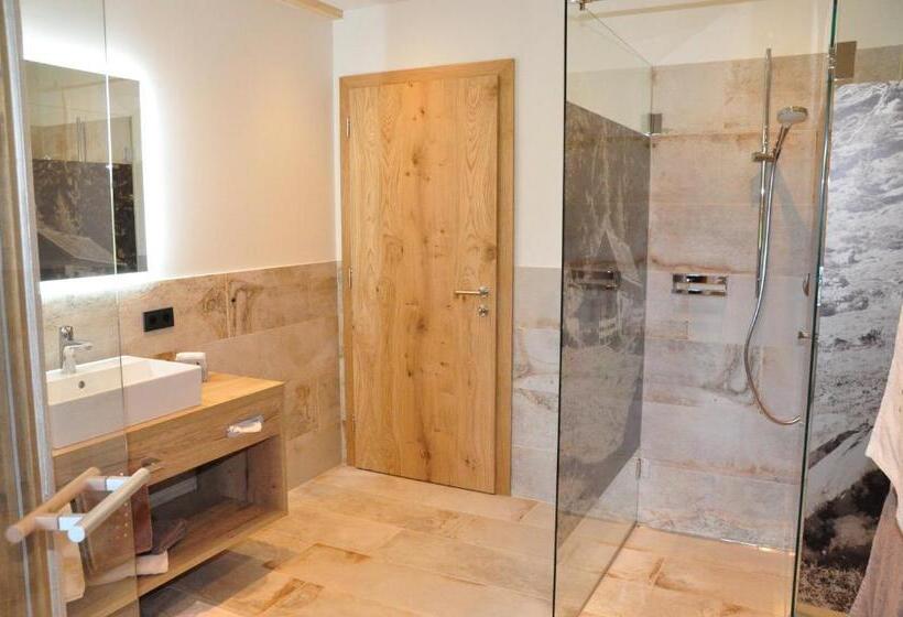 مبيت وإفطار Pension Sunnberg