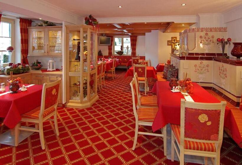 مبيت وإفطار Pension Sunnberg